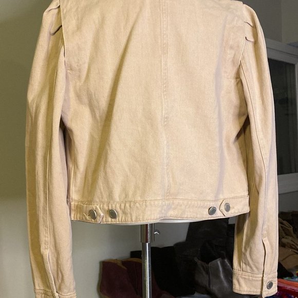 BLANKNYC Women's Cropped Denim Jacket - Picture 3 of 5